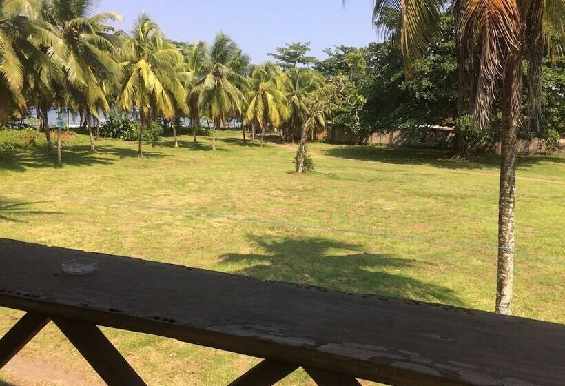 هتل Cabinas Miss Miriam 2