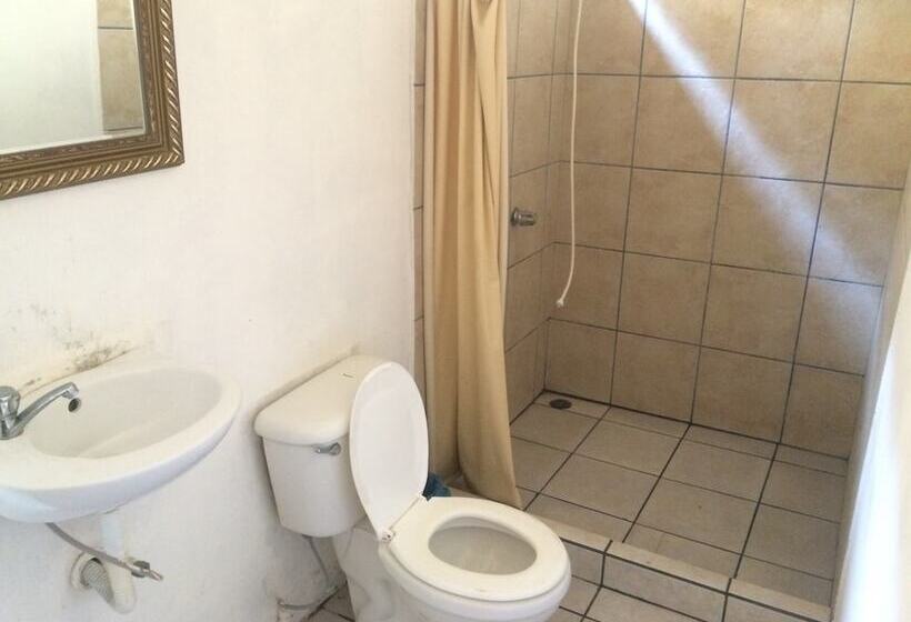 هتل Cabinas Miss Miriam 2