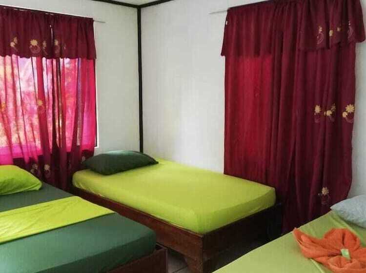 هتل Cabinas Miss Miriam 2