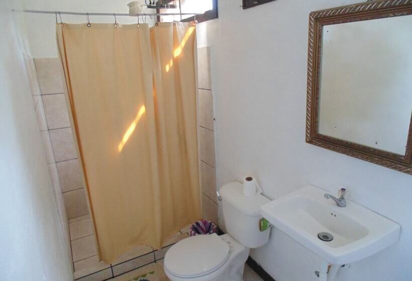 هتل Cabinas Miss Miriam 2