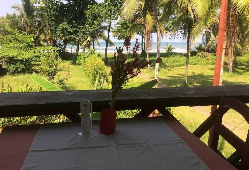 هتل Cabinas Miss Miriam 2