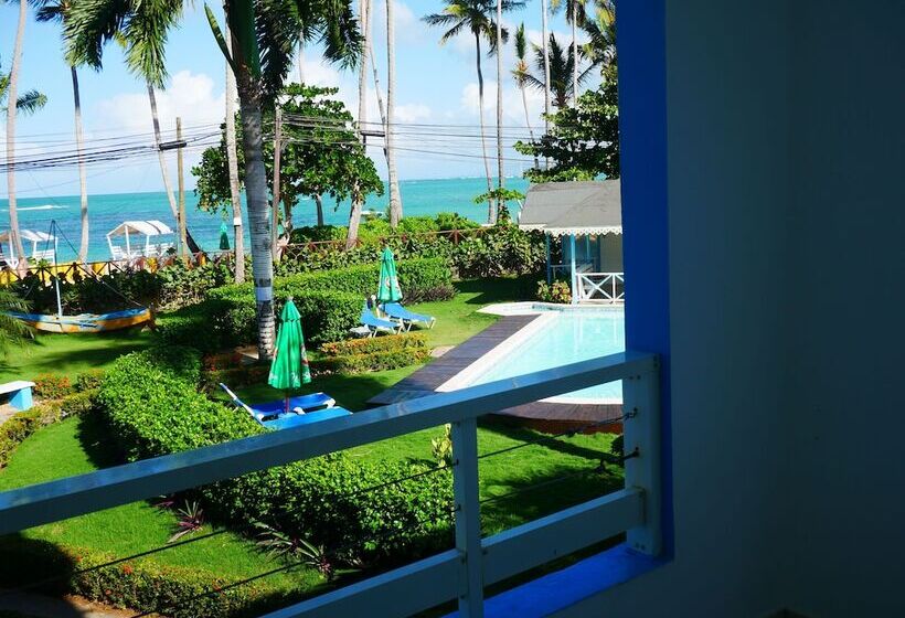 هتل Costarena Beach