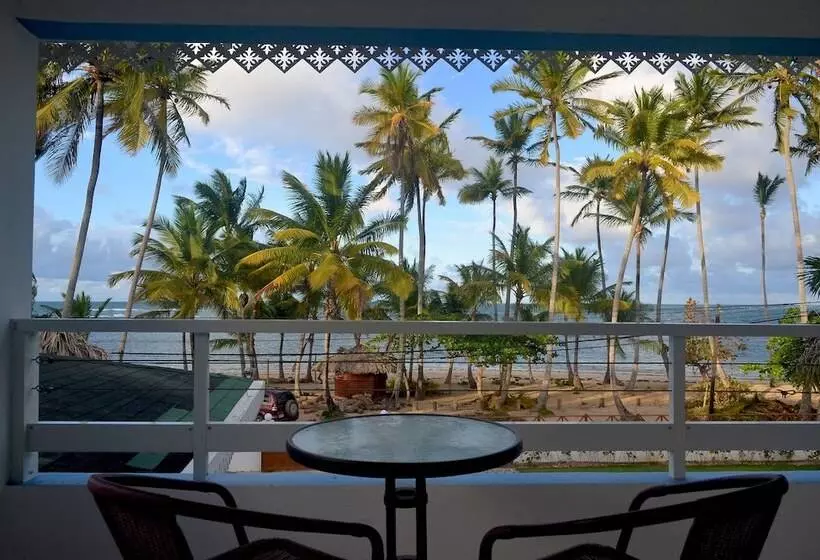 هتل Costarena Beach