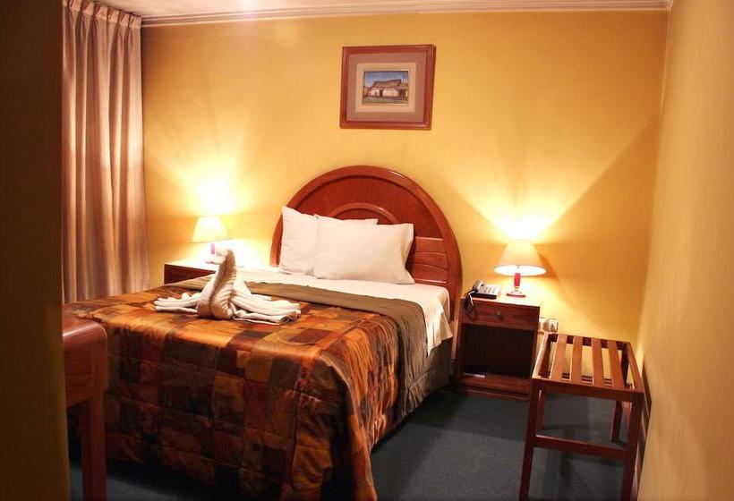 ホテル Francis Puno