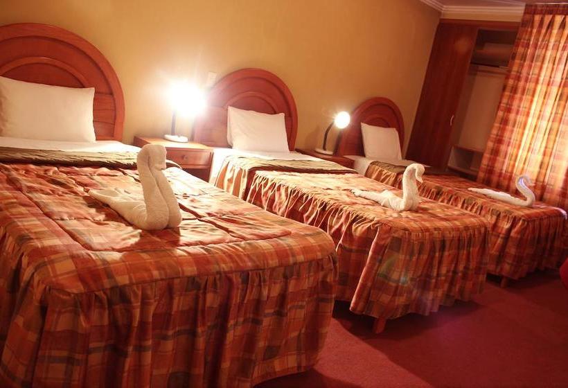 ホテル Francis Puno