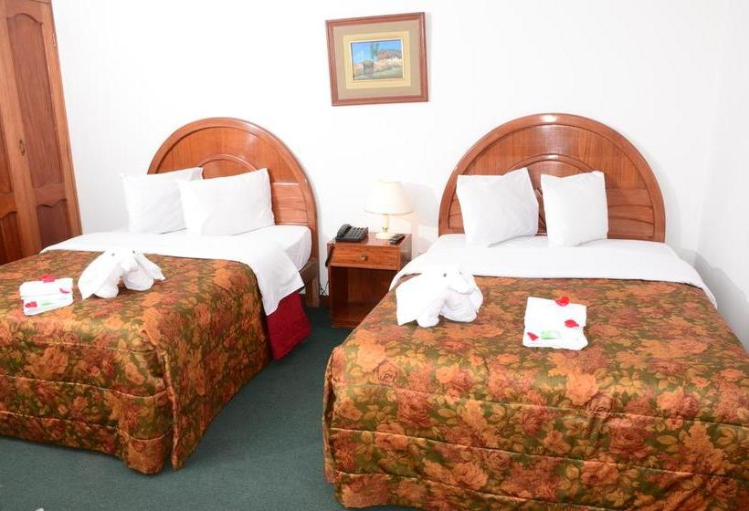 ホテル Francis Puno