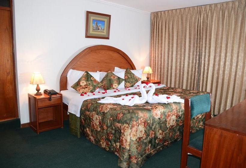 ホテル Francis Puno