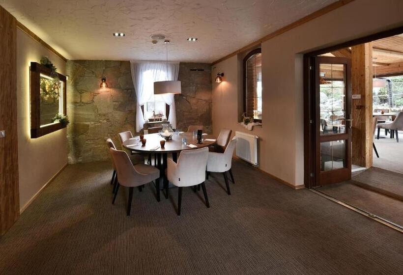 Aplend Hotel Kukučka