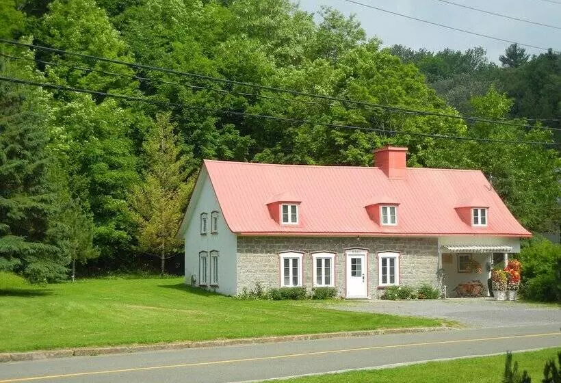 ホテル La Maison Toussaint Toupin