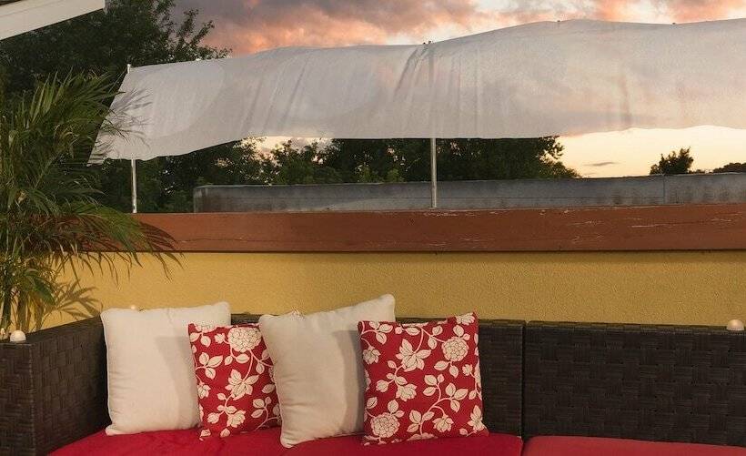 فندق Le Philémon Bed & Breakfast