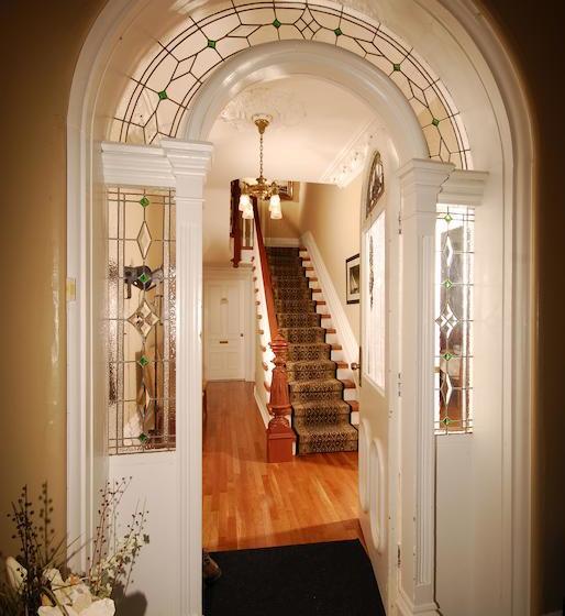 فندق Legacy House