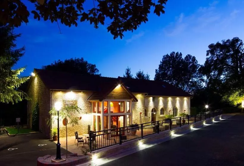 Hotel Logis Hostellerie La Chaumiere