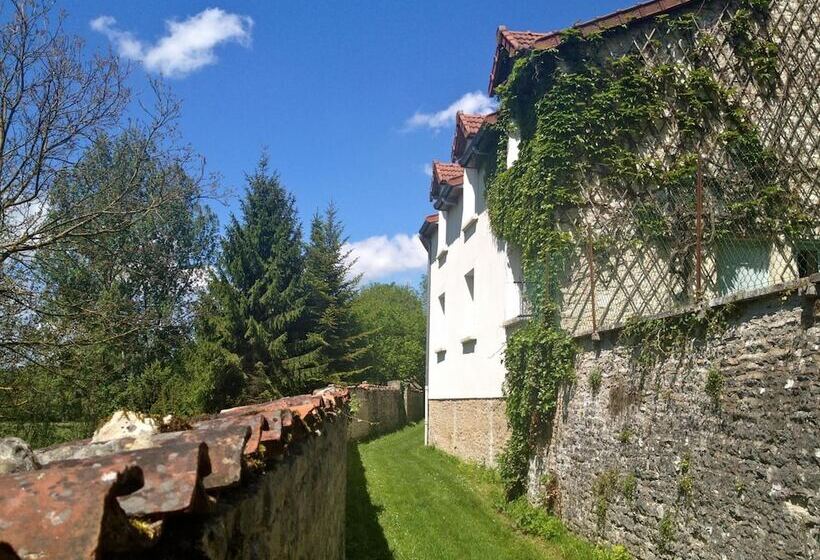 酒店 Logis Hostellerie La Chaumiere