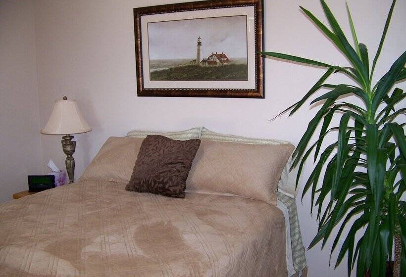 בית מלון כפרי Moonlit Cove B&b