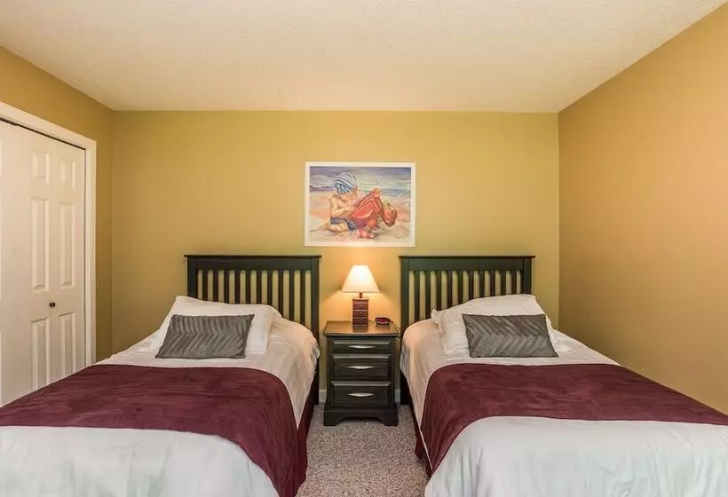 هتل Ocean Trails Resort