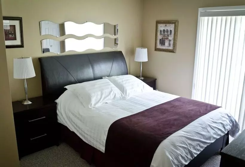 هتل Ocean Trails Resort
