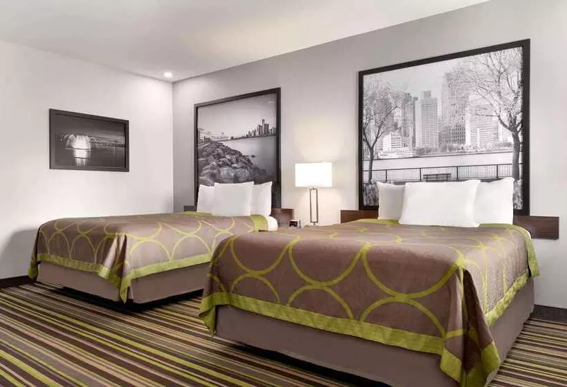 Hotelli Super 8 By Wyndham Windsor/dougall