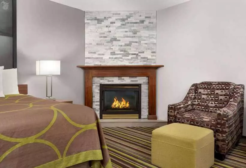 Hotelli Super 8 By Wyndham Windsor/dougall