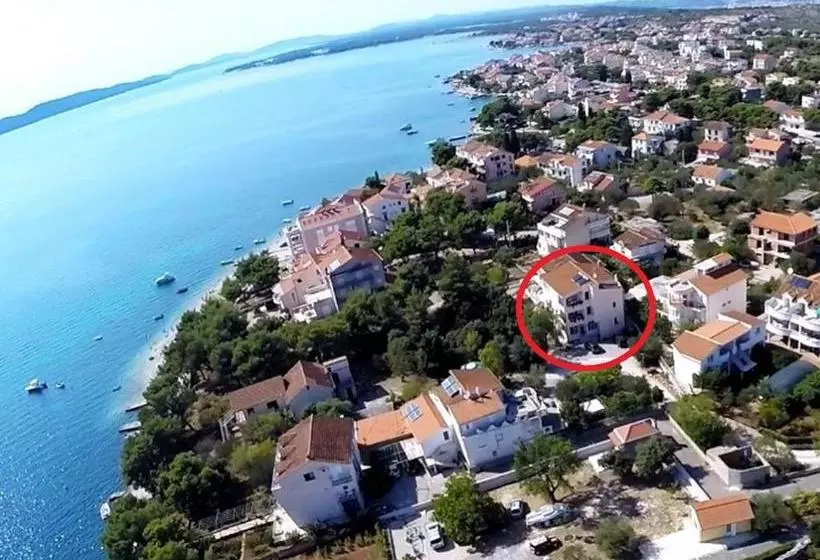 هتل Villa Korina