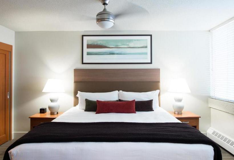 Hotel West Coast Suites At Ubc