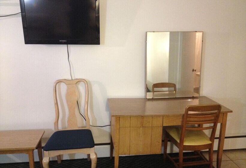 Pleasant Manor Motel