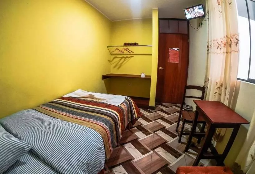 هاستل Hostal Berlin