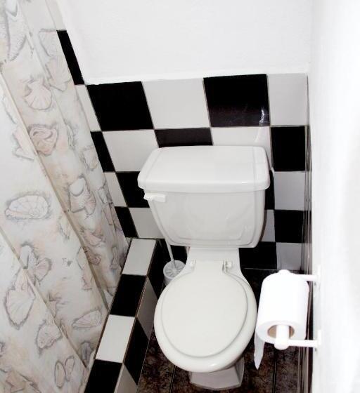 Общежитие Hostal Suiza