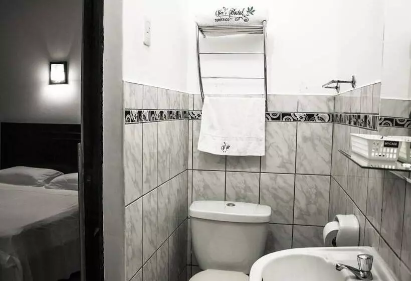 هاستل Jer`s Hostal