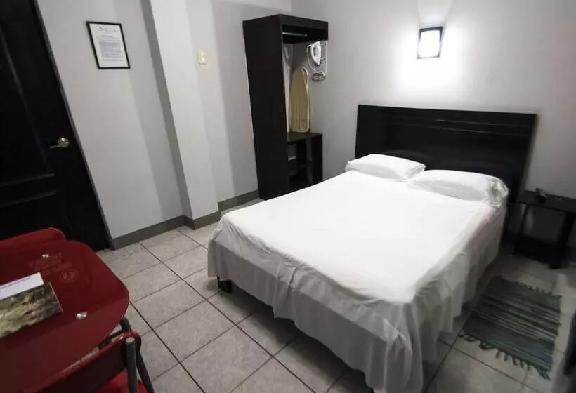هاستل Jer`s Hostal