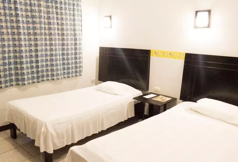 هاستل Jer`s Hostal