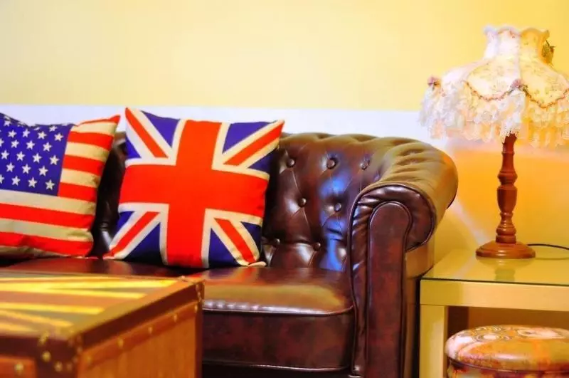 تختخواب و صبحانه Happy Orange Homestay