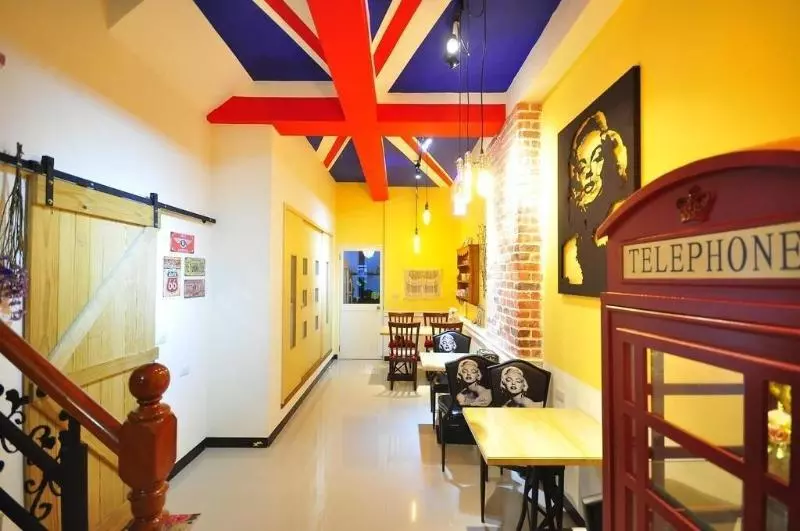 تختخواب و صبحانه Happy Orange Homestay