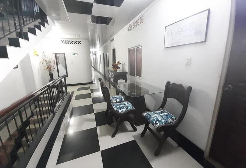 Otel Arcoiris Girardot