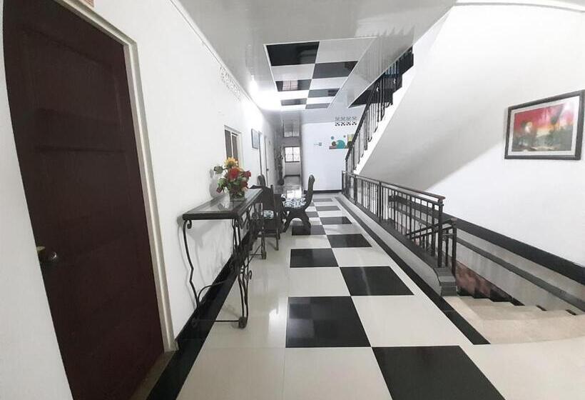 Szálloda Arcoiris Girardot