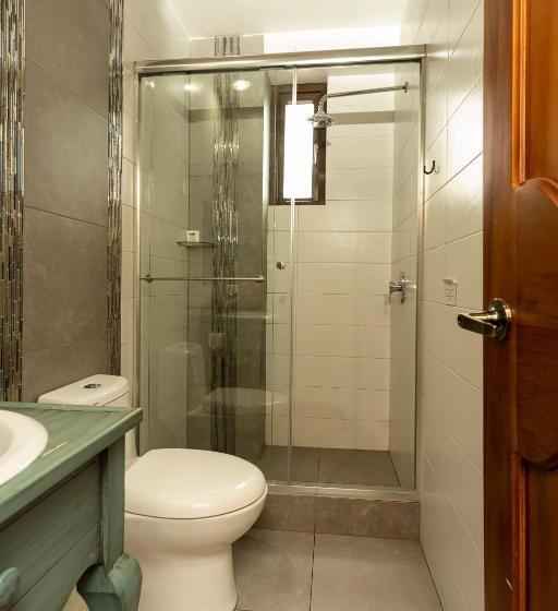 هتل Azul De La Plaza By Chat Noir