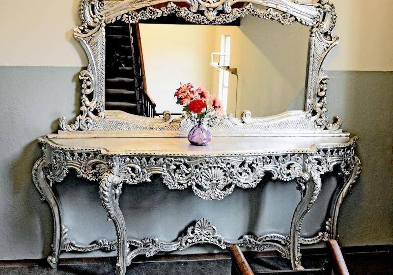 בית מלון כפרי Stayokay Hostel Eindhoven   Blue Collar