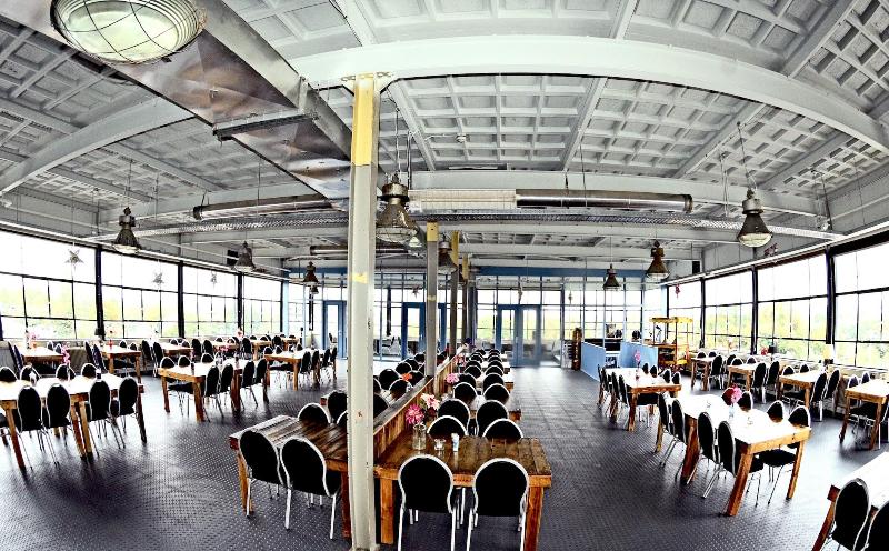 בית מלון כפרי Stayokay Hostel Eindhoven   Blue Collar