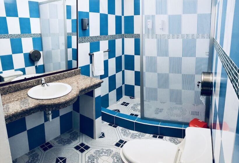 בית מלון כפרי Blue Marlin