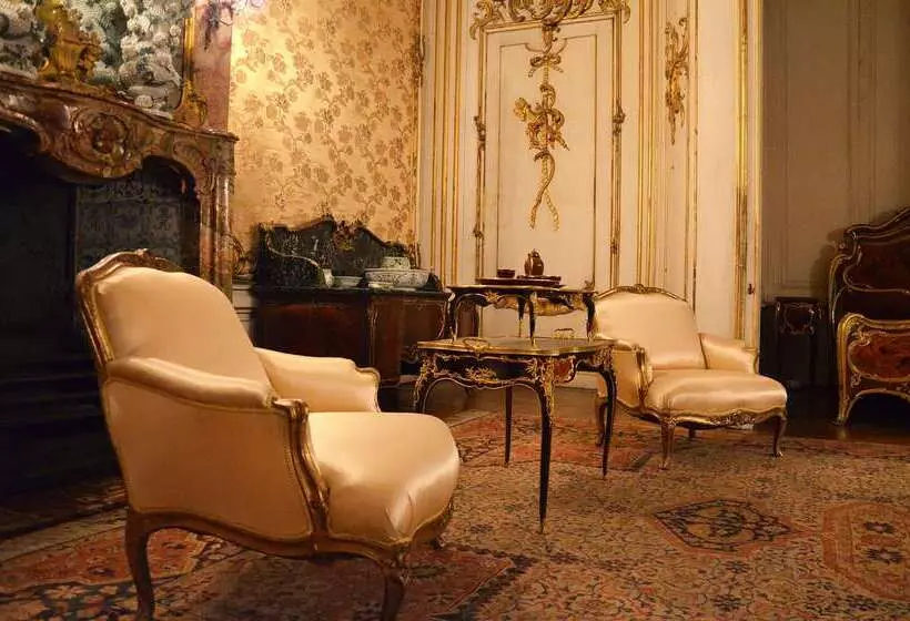 Hôtel Château De Perreux, The Originals Collection