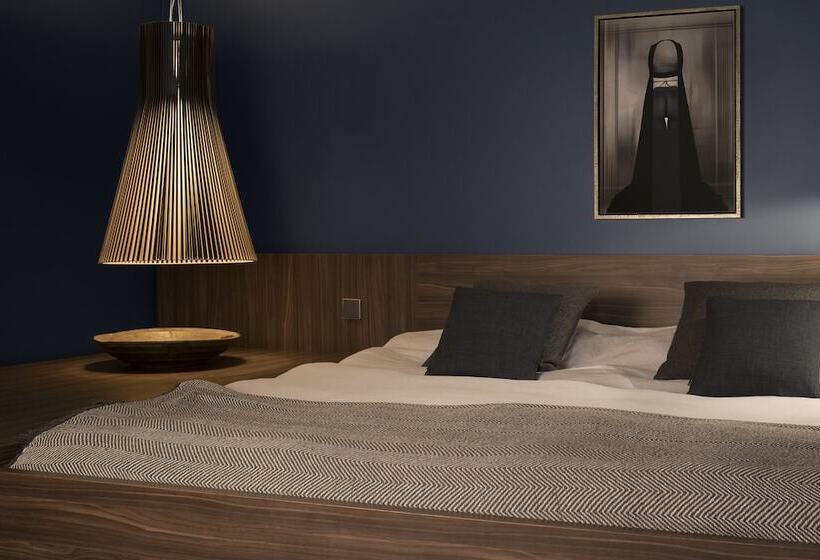 هتل Commune Suites