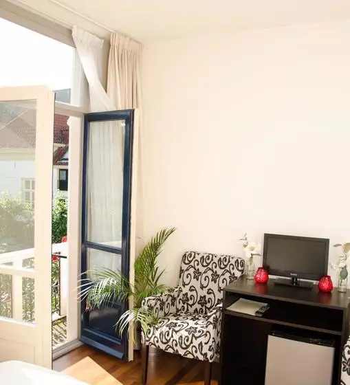 ホテル Eetcafe Van Ee