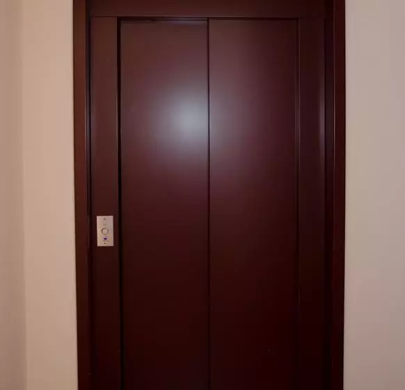 ホテル Eetcafe Van Ee