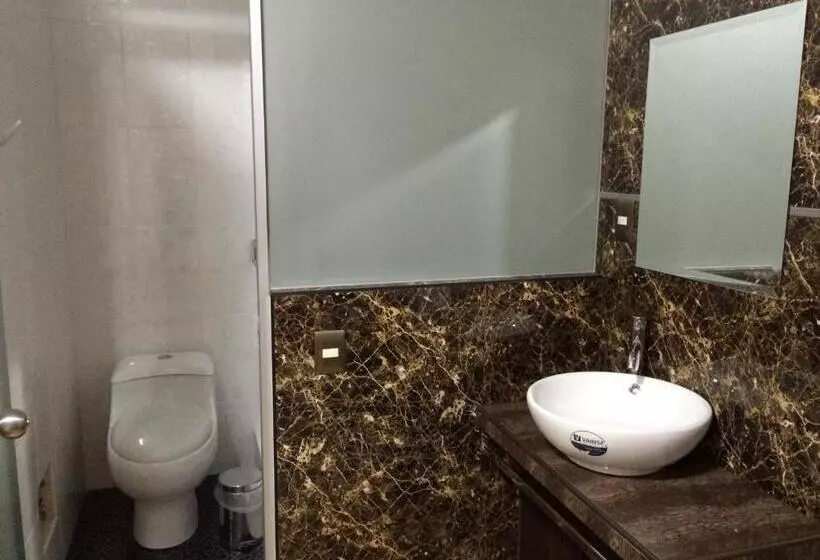 ホテル Hostal Gold Star