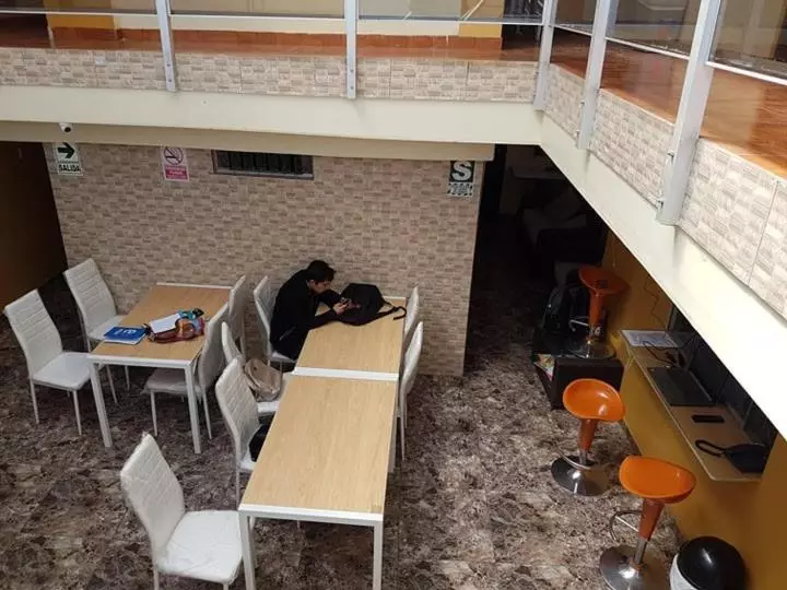 هتل Las Lomas