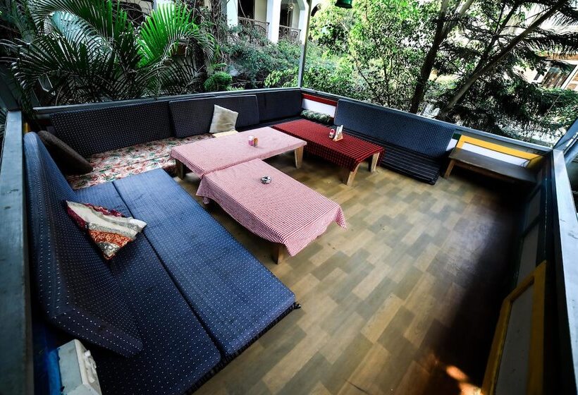 ホテル Swiss Cottage And Spa By Salvus