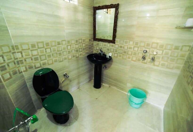 ホテル Swiss Cottage And Spa By Salvus