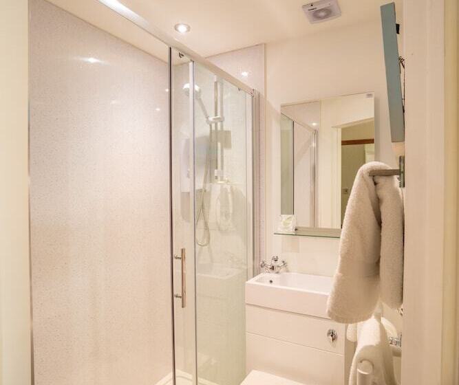 Hotelli Torrs Warren Country House