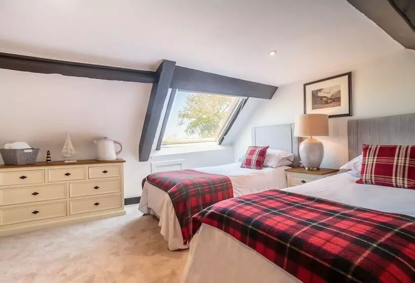 Hotelli Torrs Warren Country House