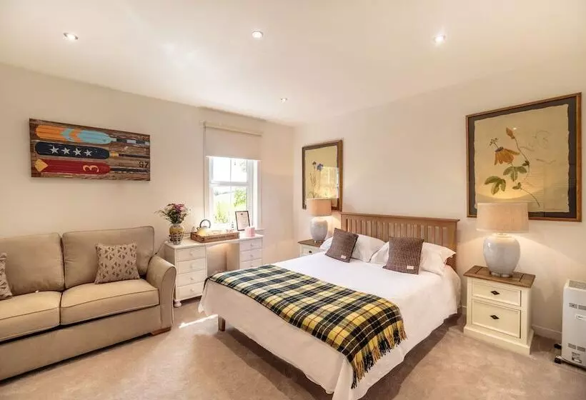 Hotelli Torrs Warren Country House