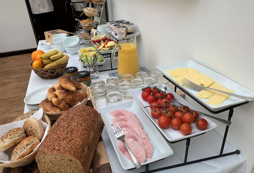 Hotelli Torrs Warren Country House